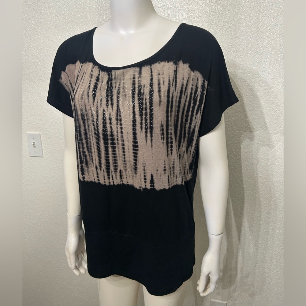 B.L.E.U. Black and Tan Short Sleeve Tee